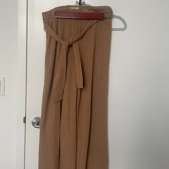 Long pants from Revolve - Picture 3 of 3